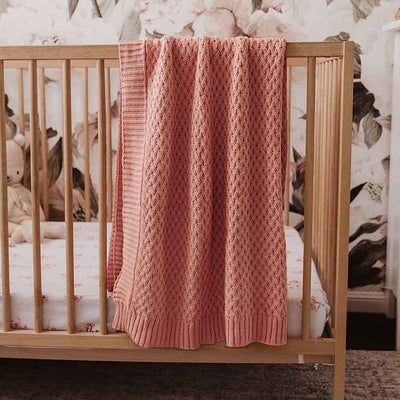 Snuggle Hunny Kids - Diamond Knit Organic Baby Blanket - Rosa